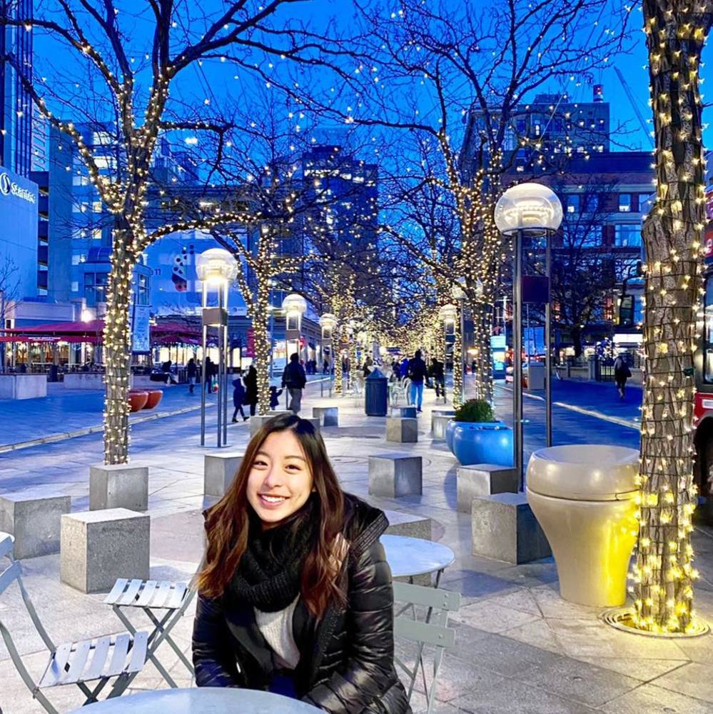 Meet your Posher, Jasmine